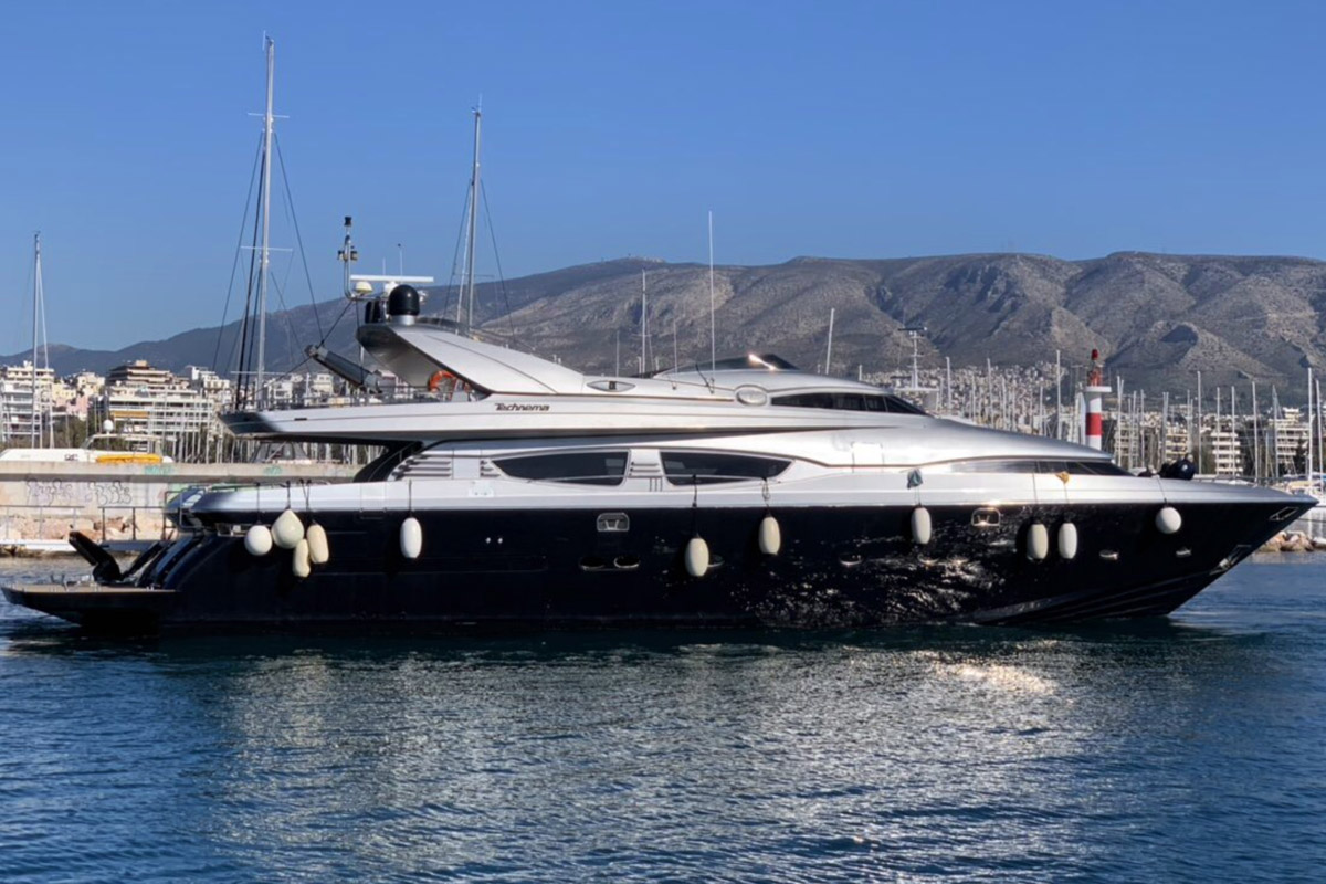 Motor yacht ELVI.jpg