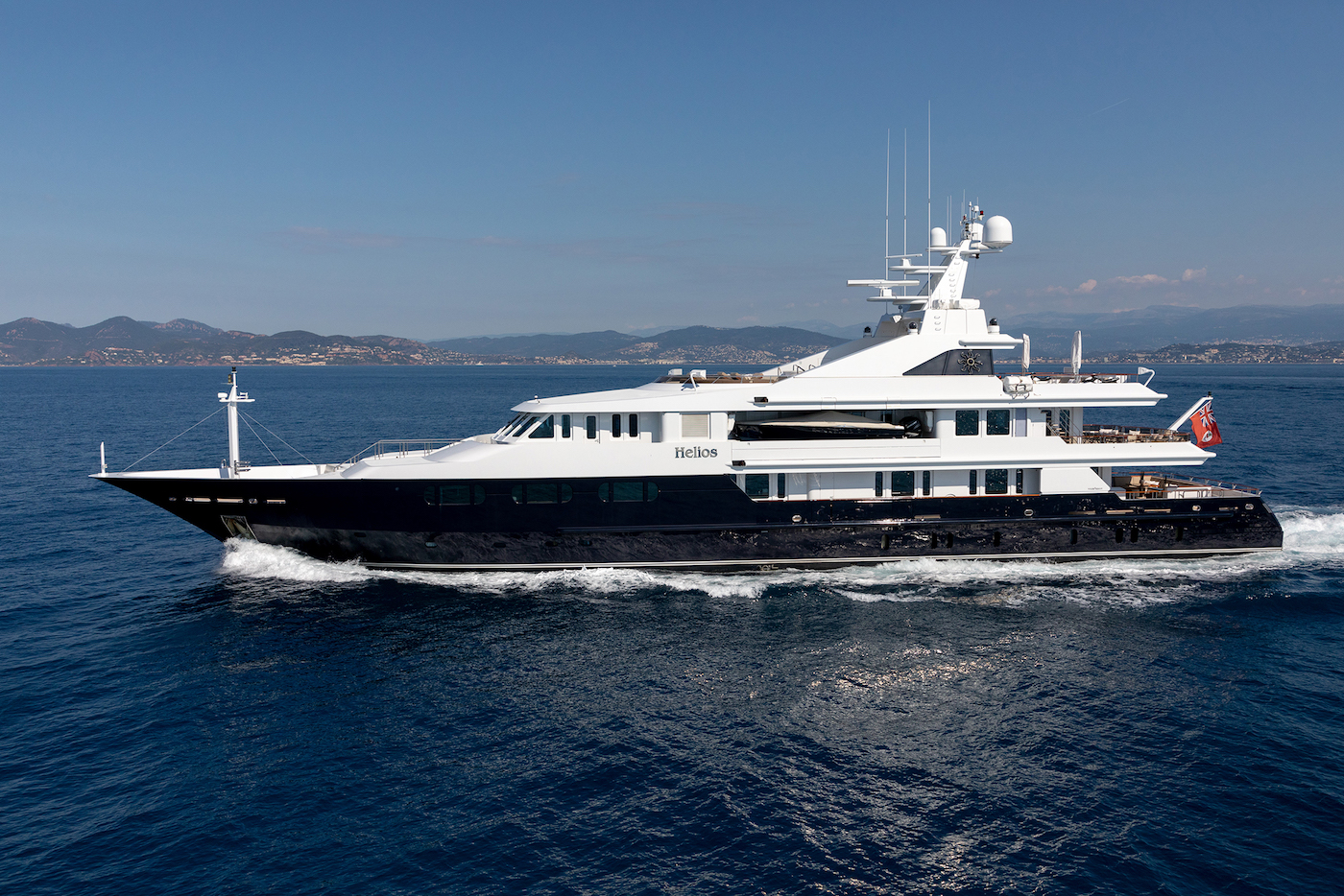 Motor yacht HELIOS.jpg