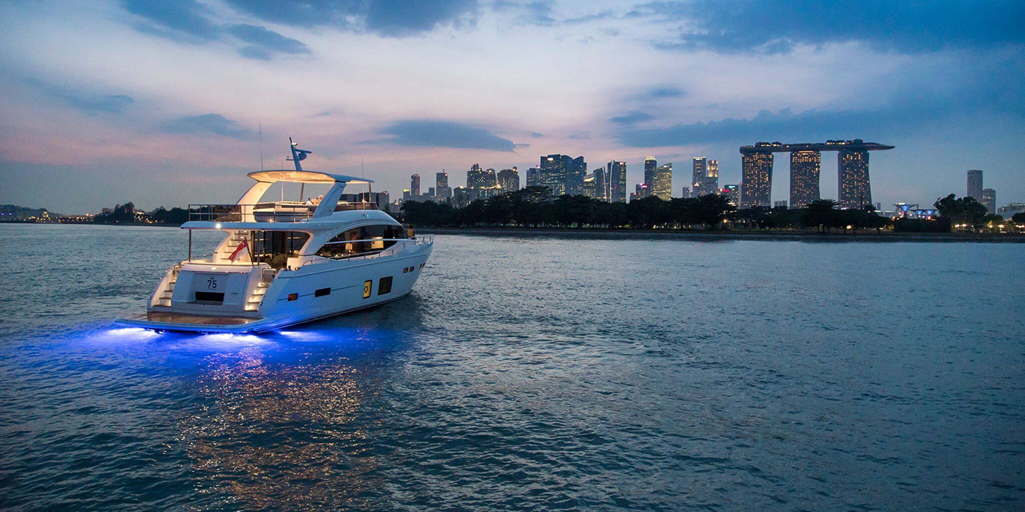 Motor yacht LEMON NOT LIME.jpg