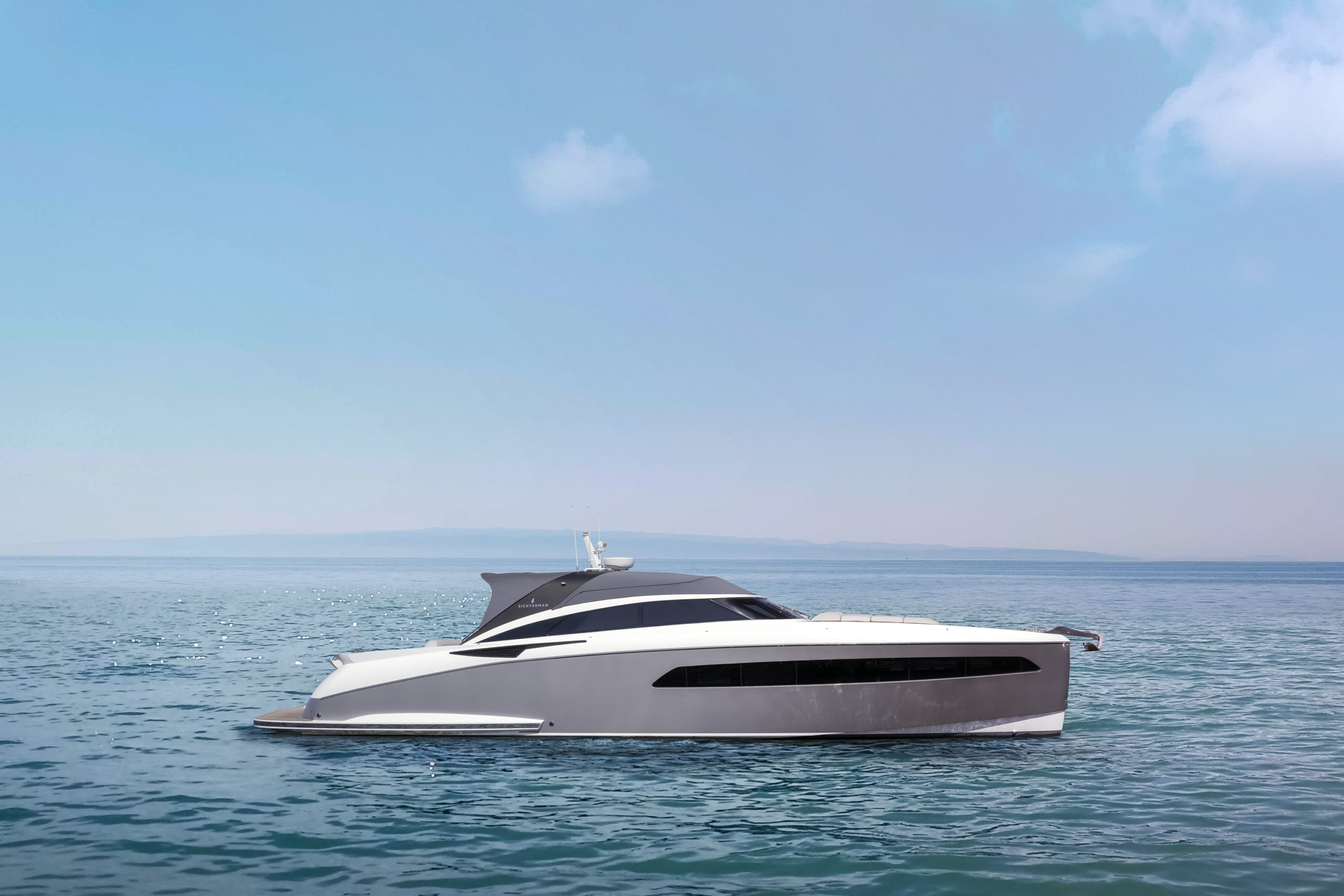 Motor yacht Libertas One.jpg