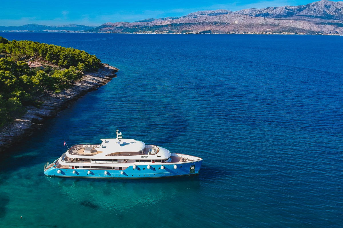 Motor yacht OHANA .jpg