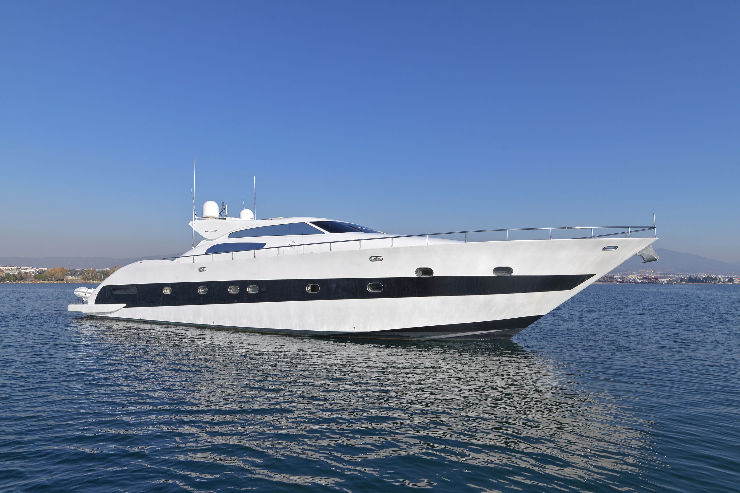 Motor yacht RUBY.jpg