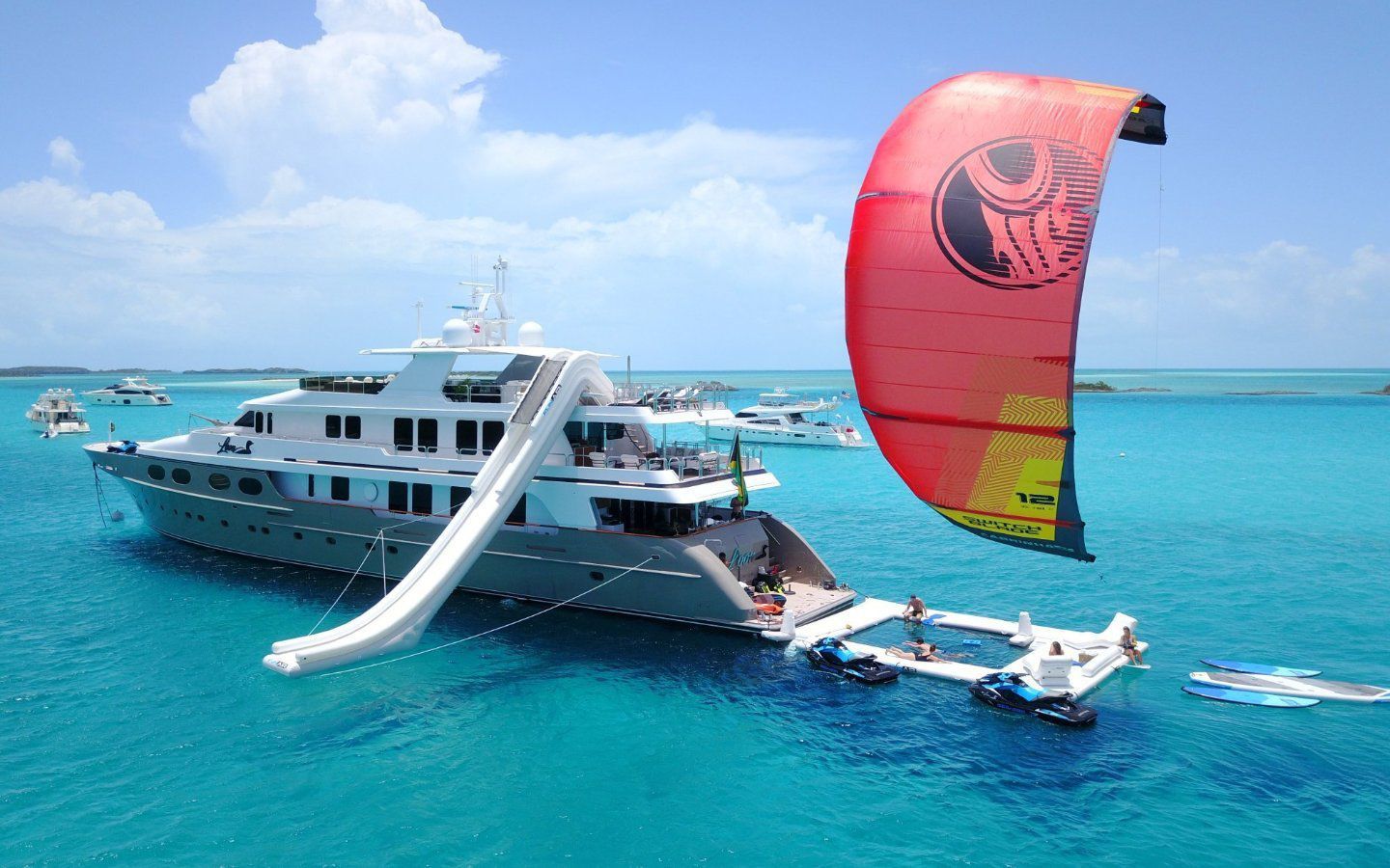 Motor yacht ZEAL with toys .jpg