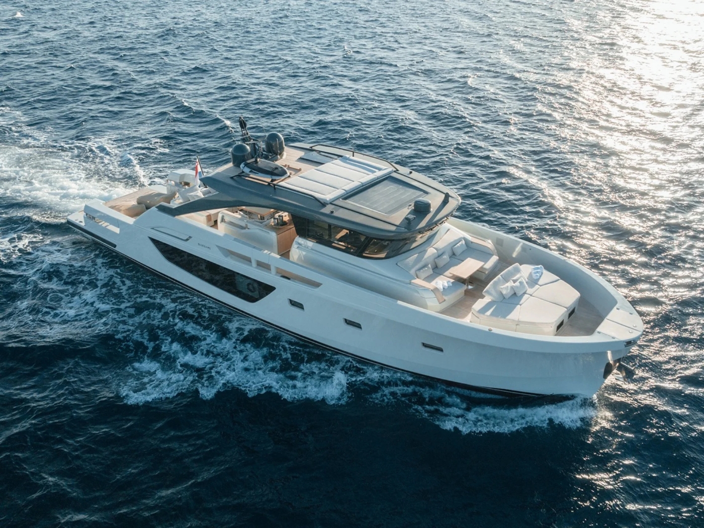 Motoryacht PETITCHET II.jpg