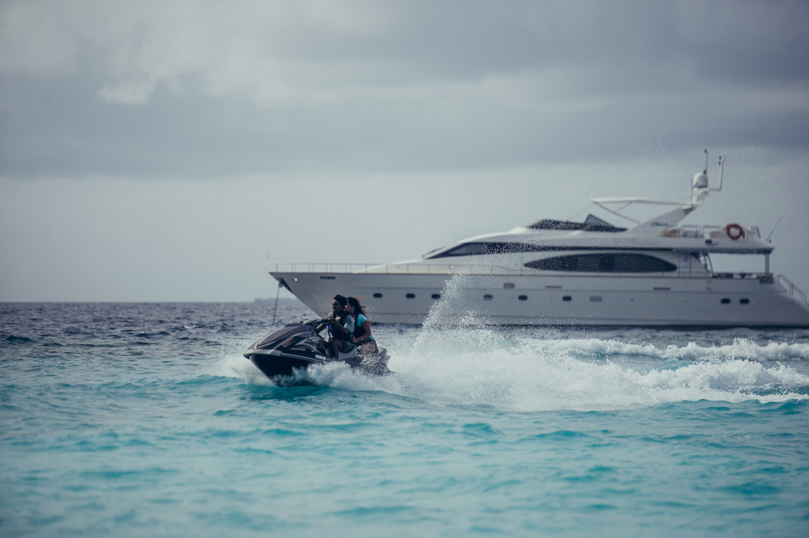 NAWAIMAA running profile with jetski.jpg