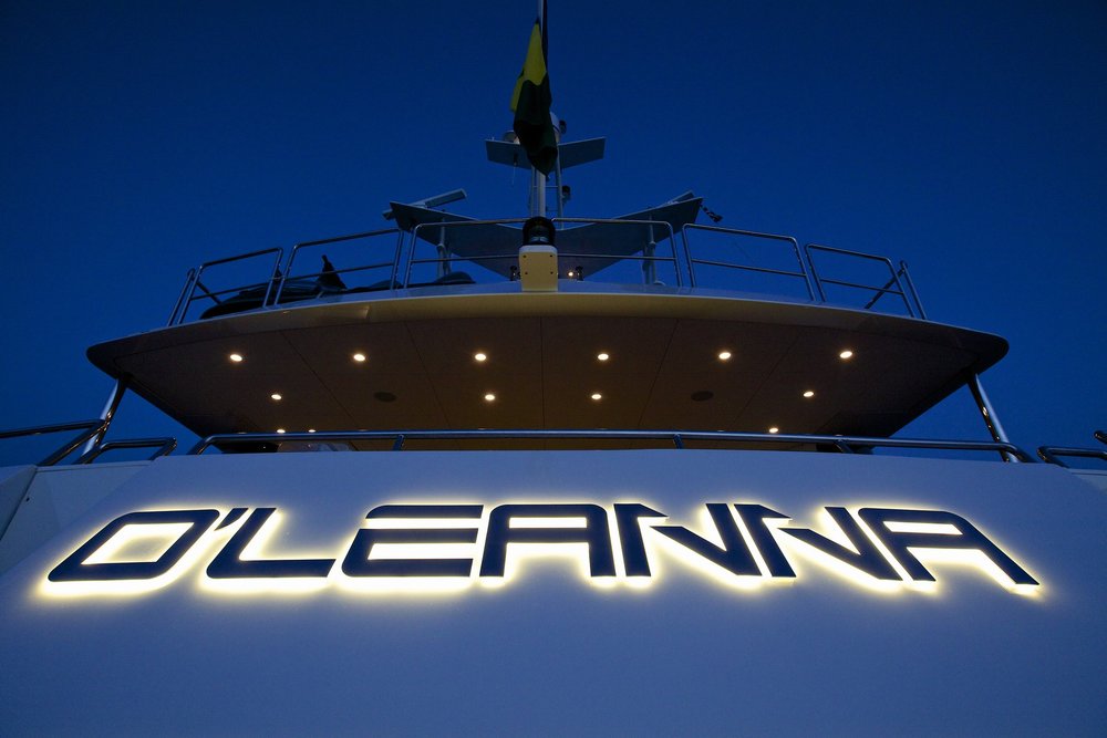 OLeanna_Sign_Night (1).jpg
