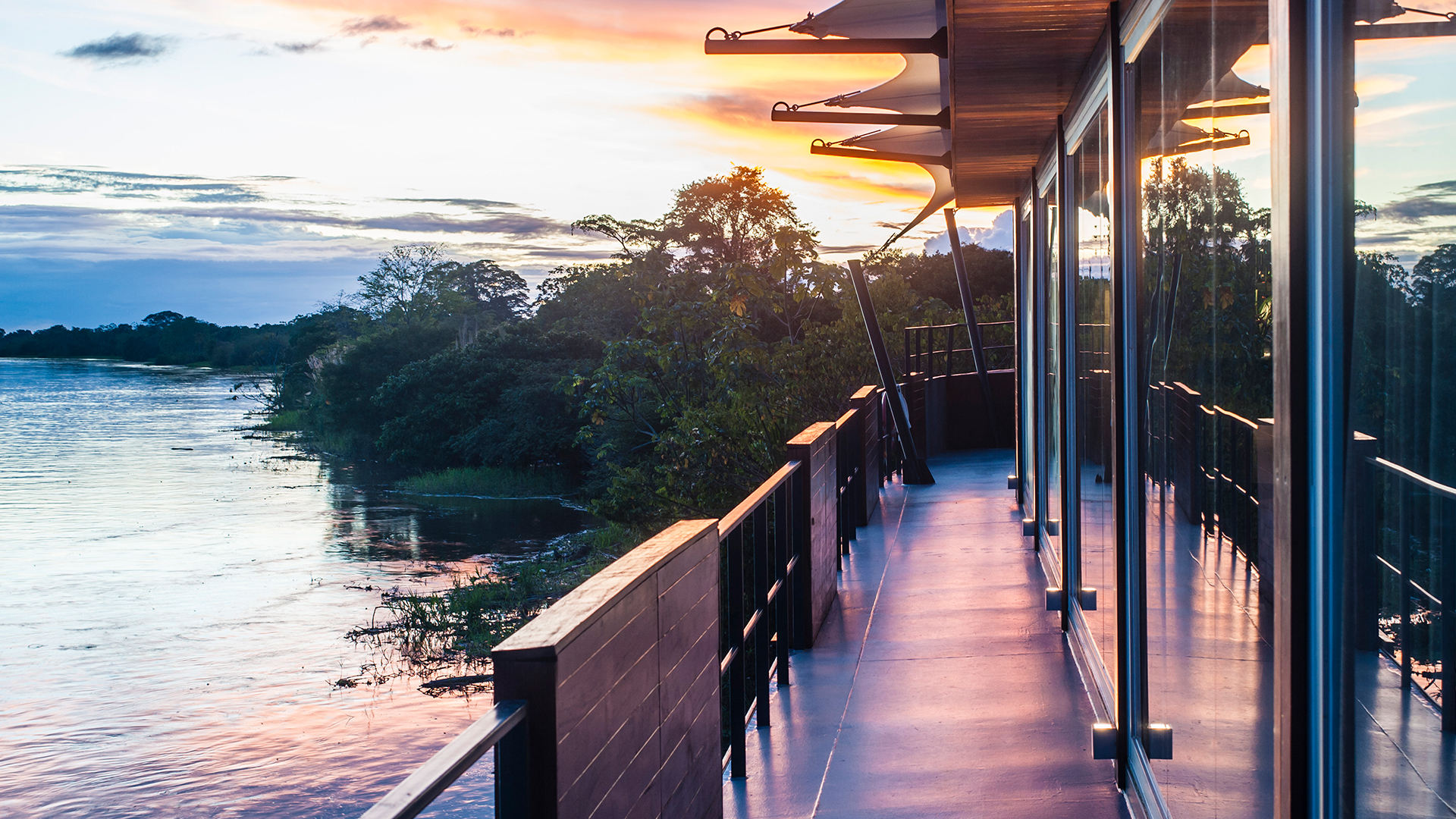 Observation-Deck-At-Aqua-Expeditions.jpg