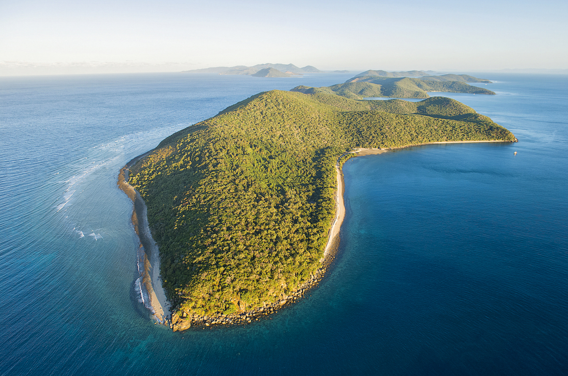 Orpheus-Island-aerial-.jpg