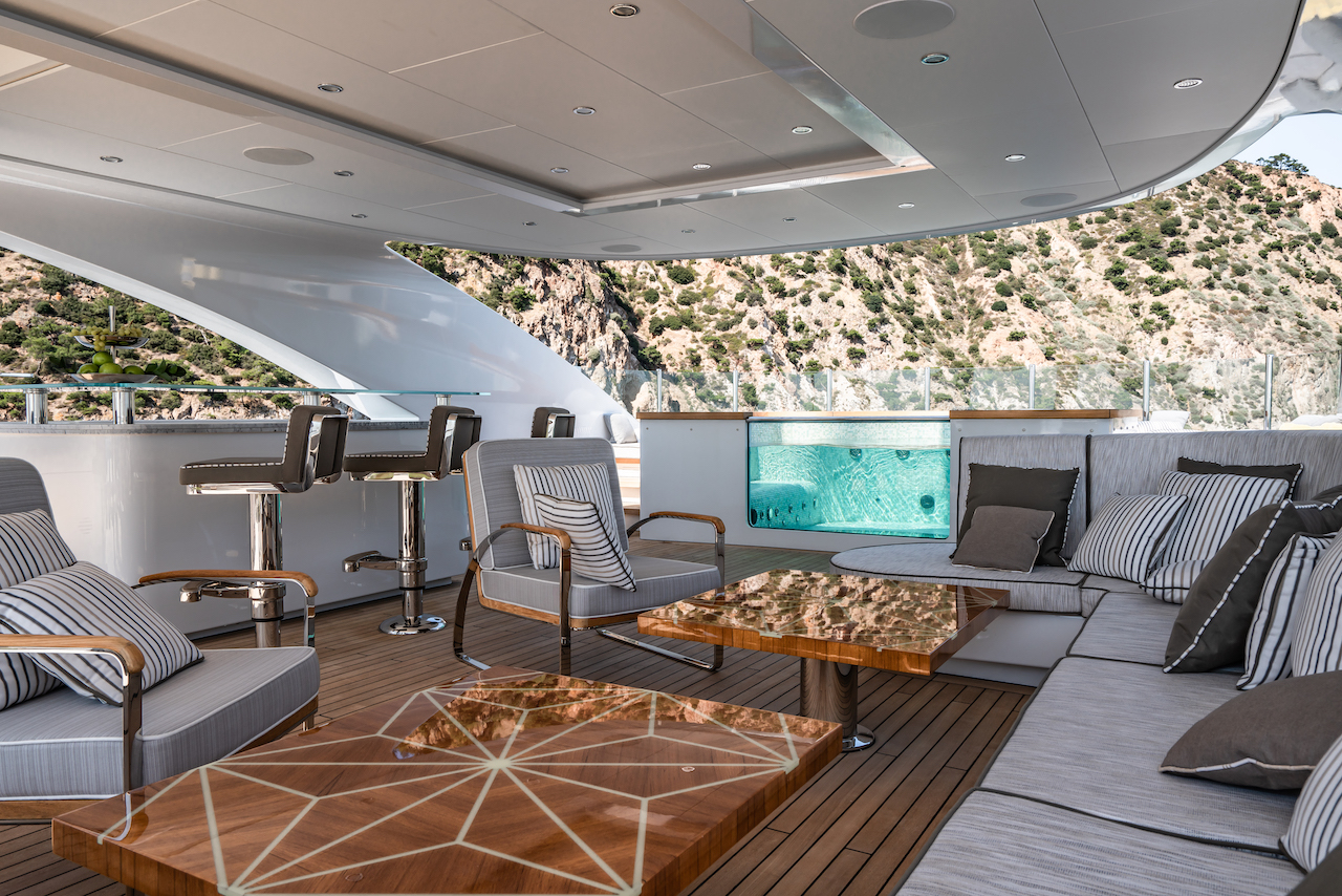 Outdoor seating area 5.jpg