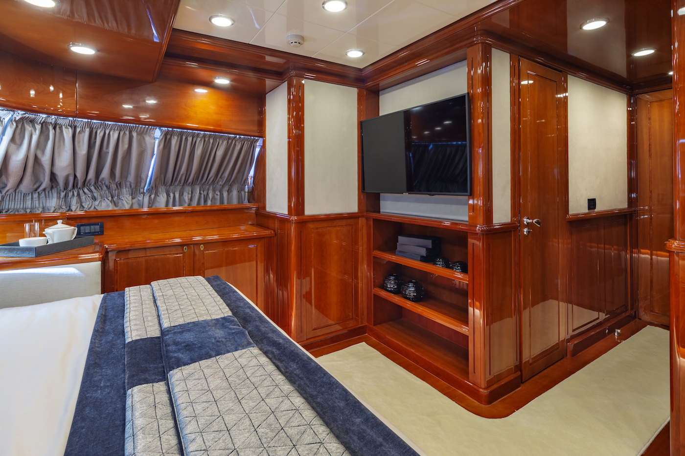 Owner cabin TV.jpg