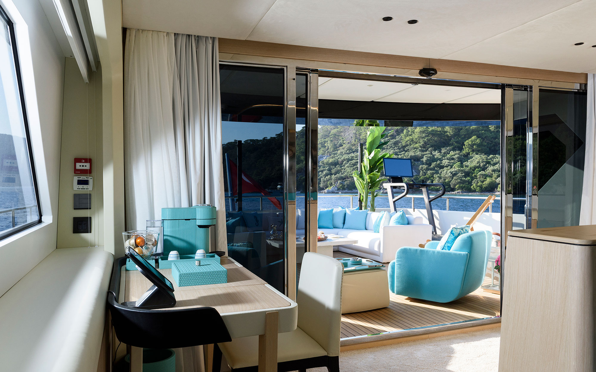 Owner suite with deck area .jpg