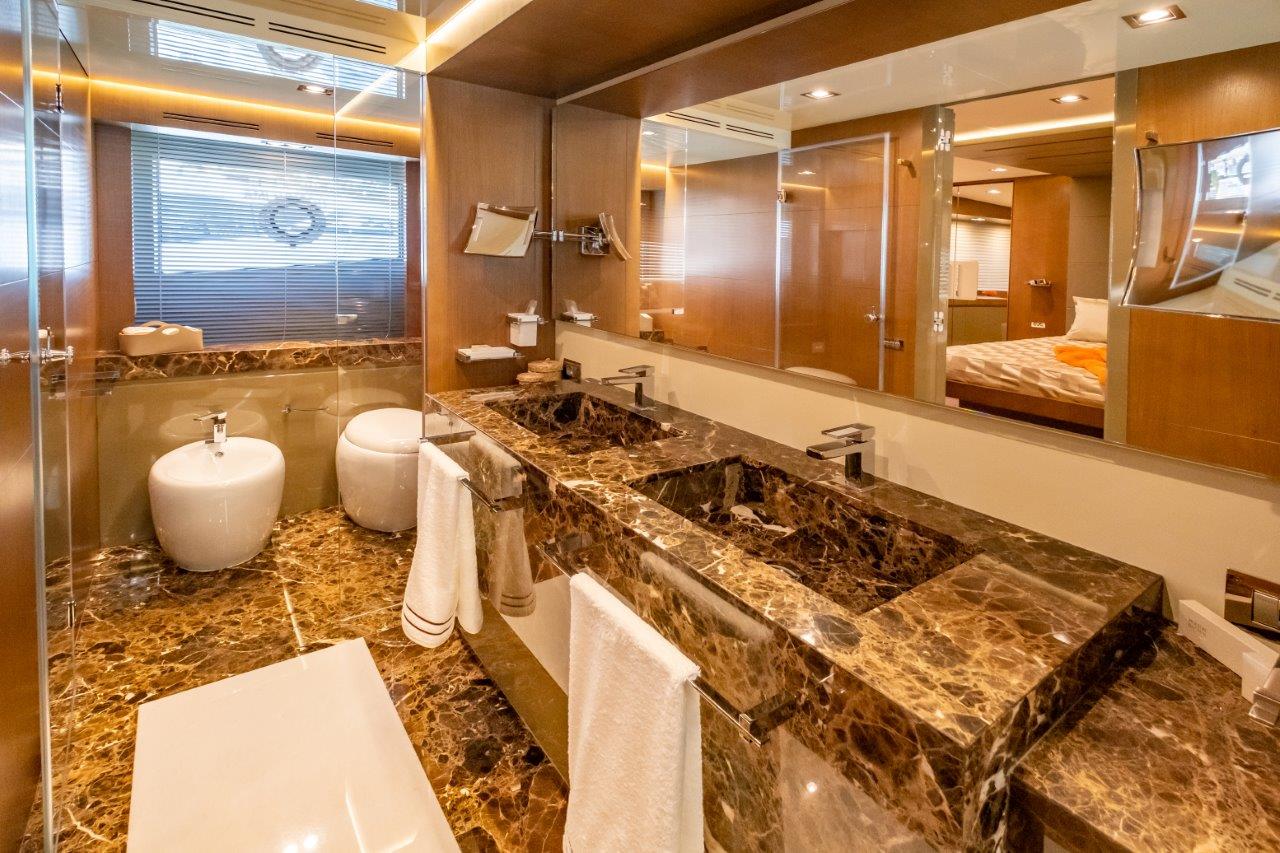 Owners-bathroom-6.jpg