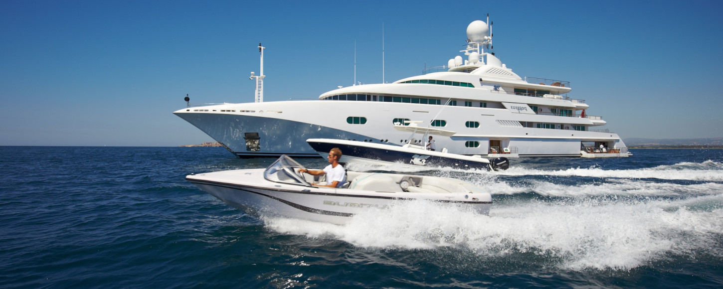 Pegasus VIII yacht tender.jpg