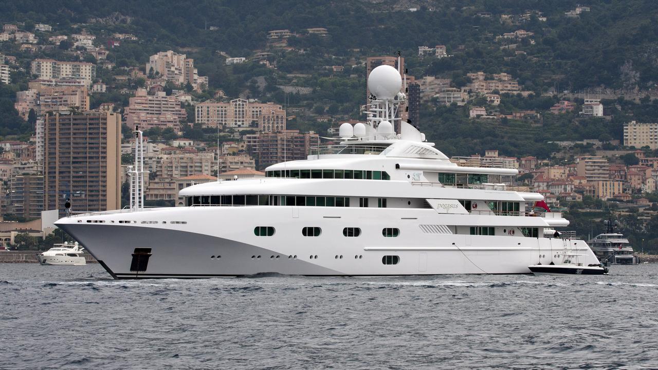 Pegasus VIII yacht.jpg
