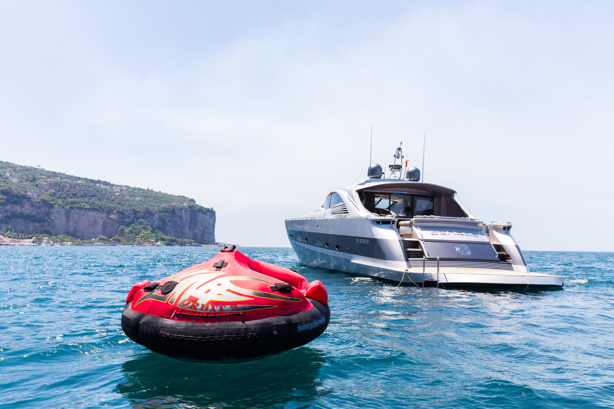 Pershing Motor Yacht CINQUE - At anchor.jpg