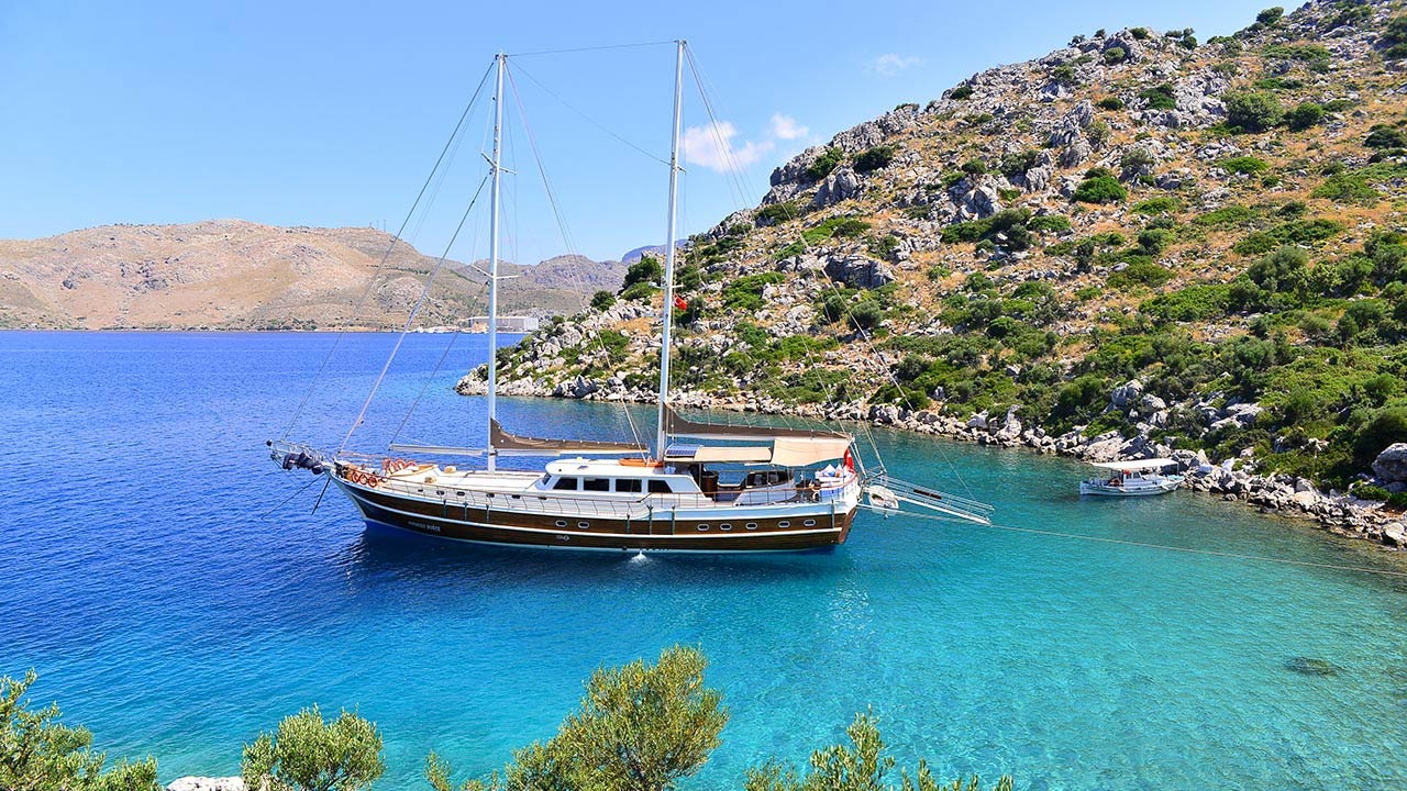 Prenses Bugce luxury gulet for charter .jpg