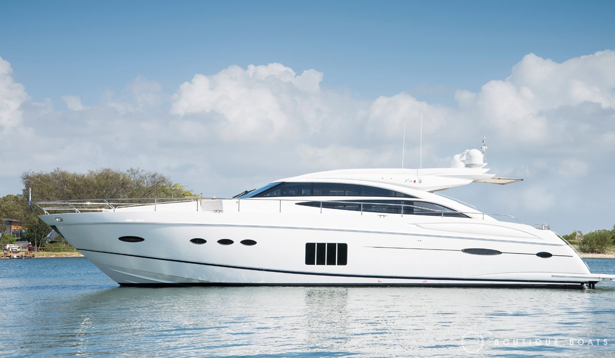 Princess V72 yacht profile - sistership.jpg