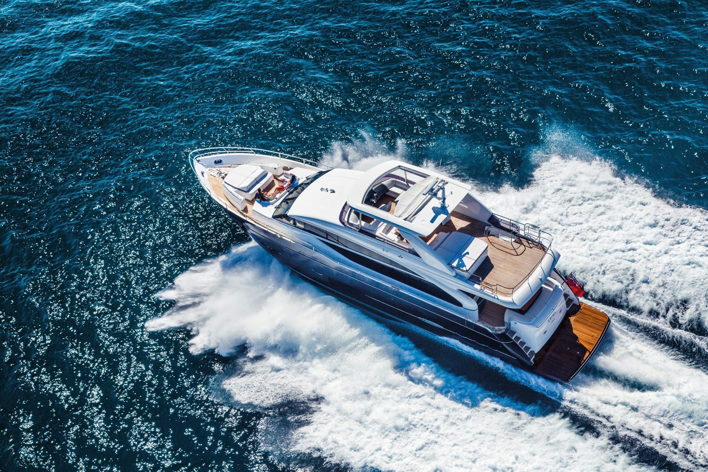 Princess Y88 yacht - sistership to HOT PURSUIT.jpg