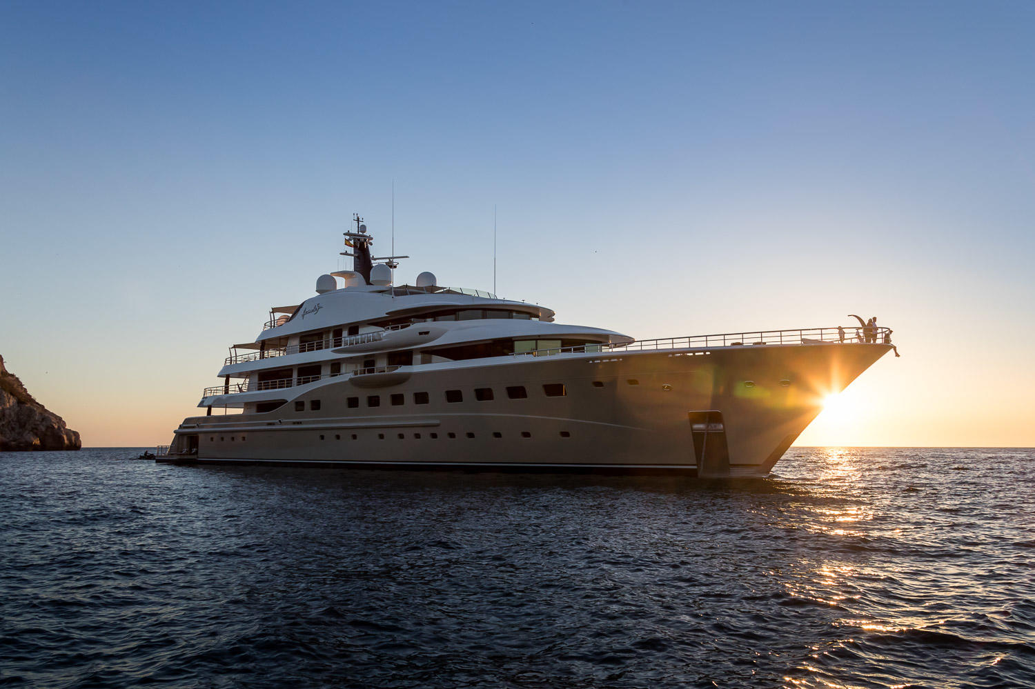 Profile - Limited Edition 272 Amels Yacht - From EUR€ 1,200,000.00.jpg