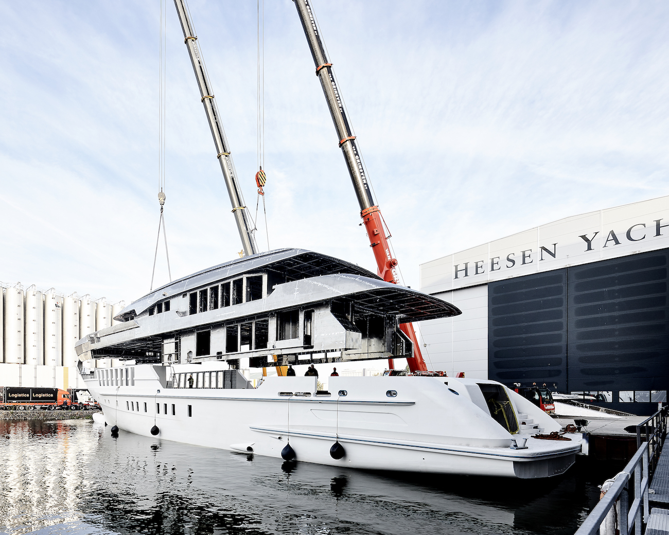 Project Castor - Superstructure joins hull - Photo © Heesen.jpg