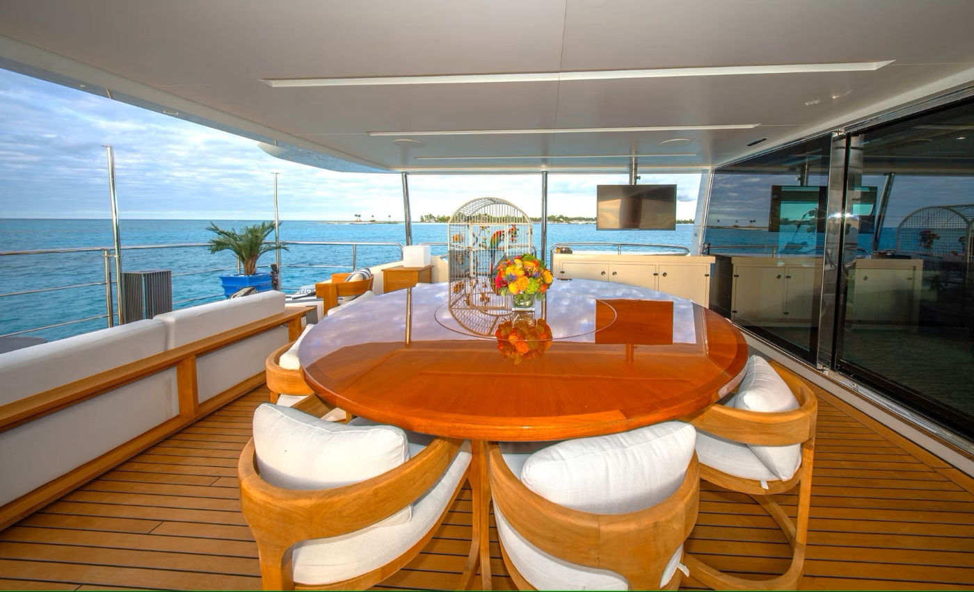 Relaxation Area With Sea Views 01.jpg