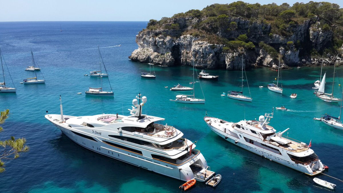 ST DAVID Yacht By Benetti - courtesy yacht st david.jpg