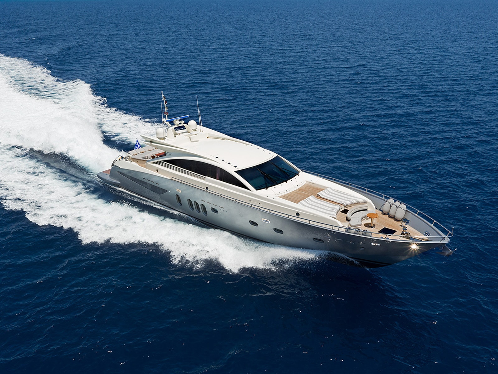 SUN ANEMOS yacht.jpg