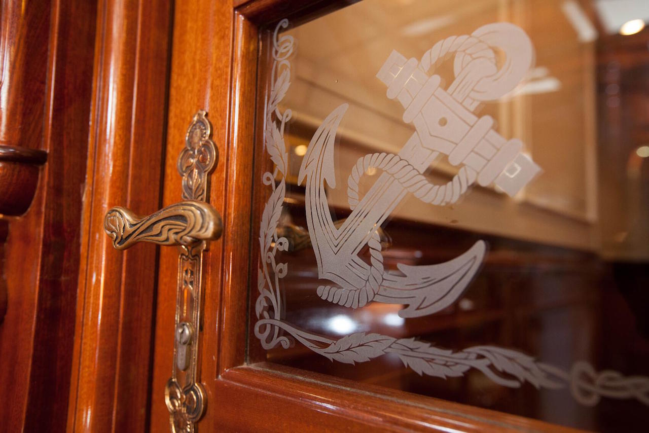 SY-Lauran-interior-details.jpg