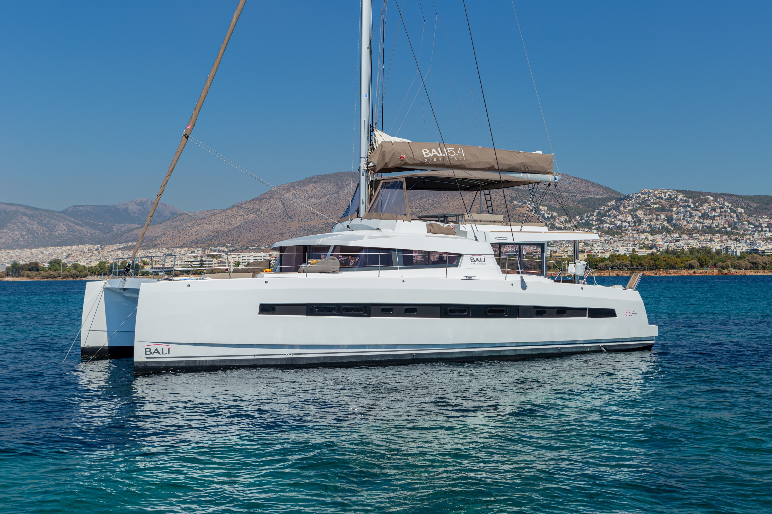 Sailing catamaran yacht LICENSE TO CHILL.jpg