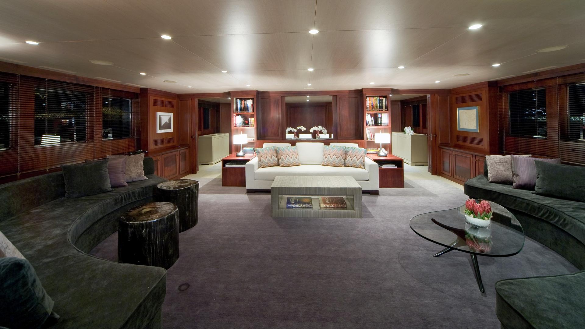Salon  00001.jpg