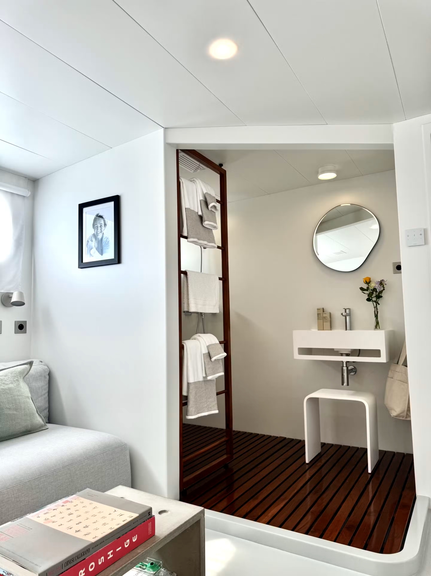 Salon with washroom.jpg