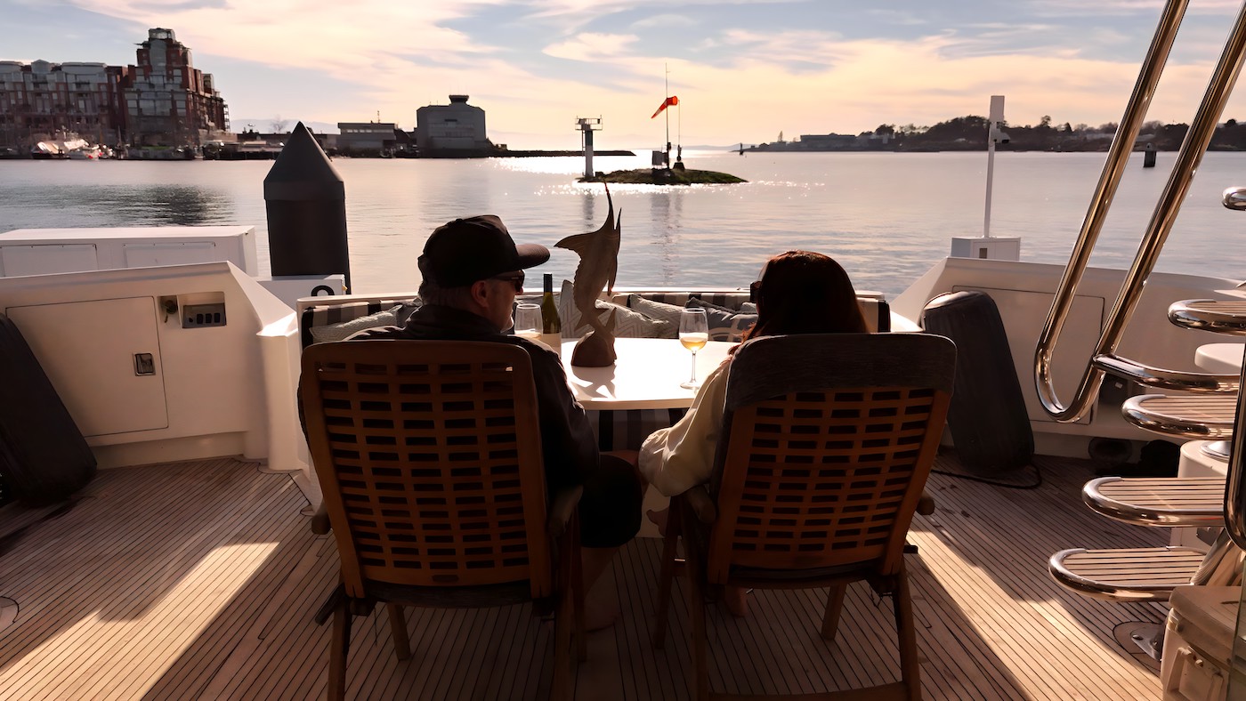 Shana super yacht watching .jpg