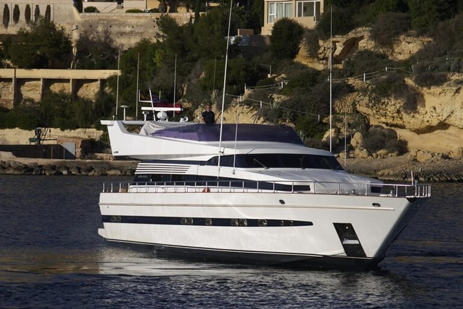 Sistership MIZAR OF LONDON.jpg