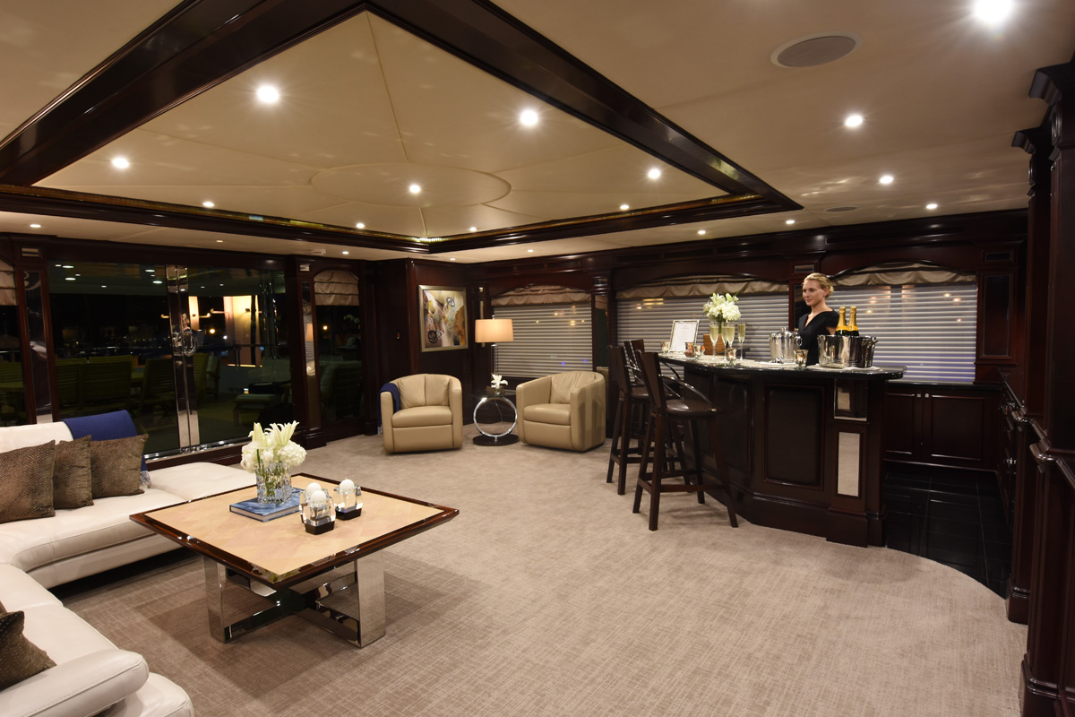 Sky lounge 2.jpg