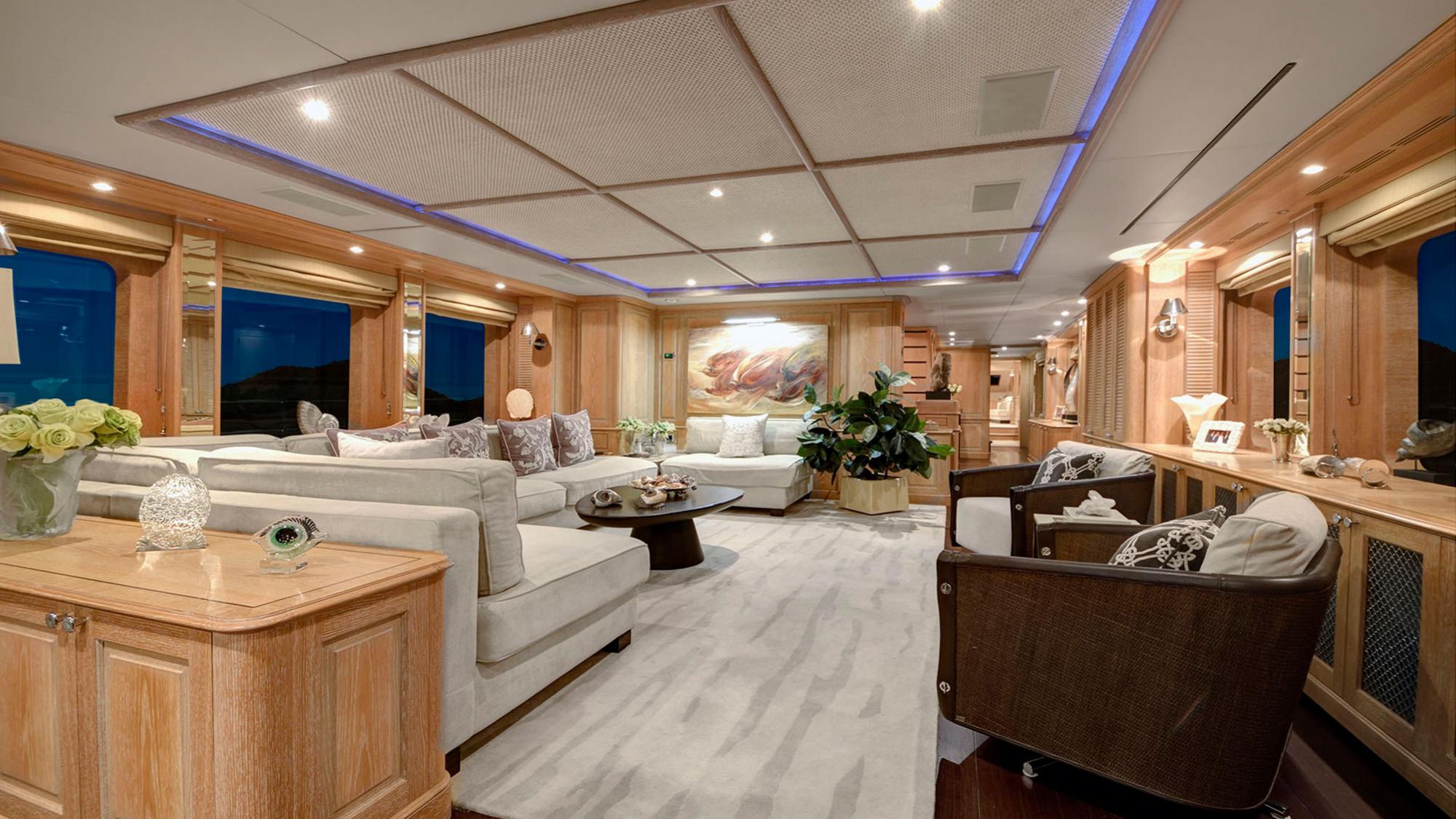 Spacious main salon.jpg