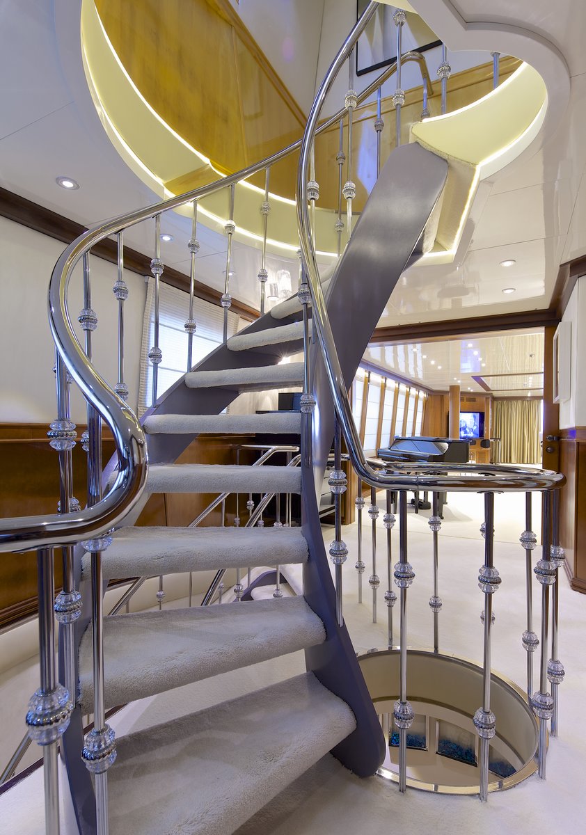 Staircase00002.jpg