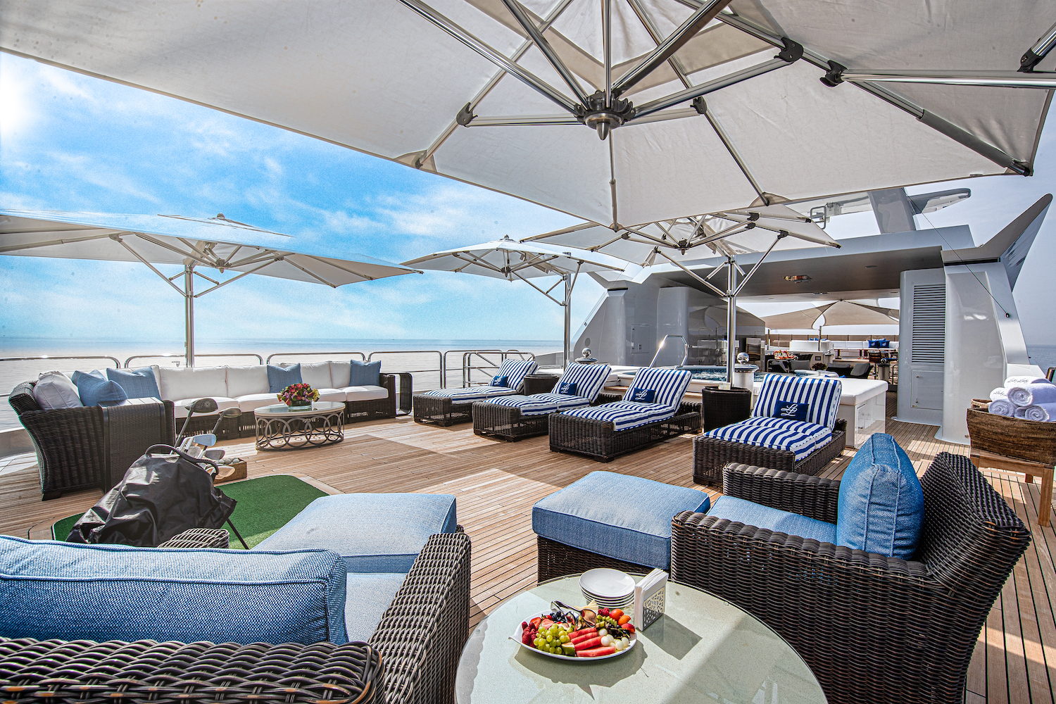 Sun Deck Fwd.jpg