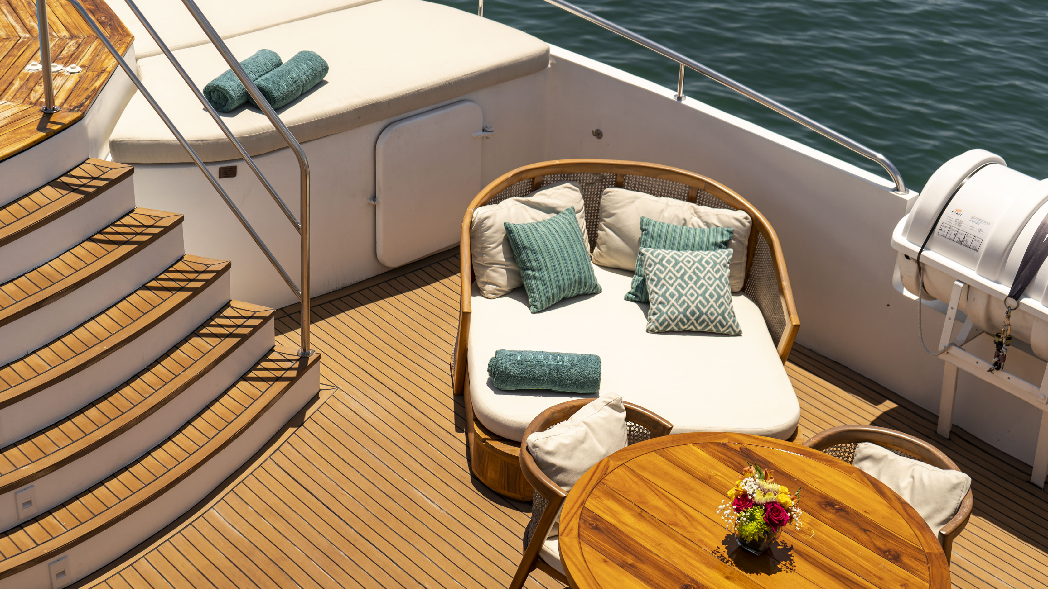 Sun deck detail.jpg
