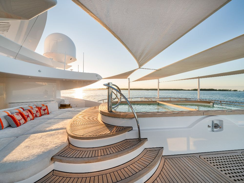 Sun deck jacuzzi pool.jpg
