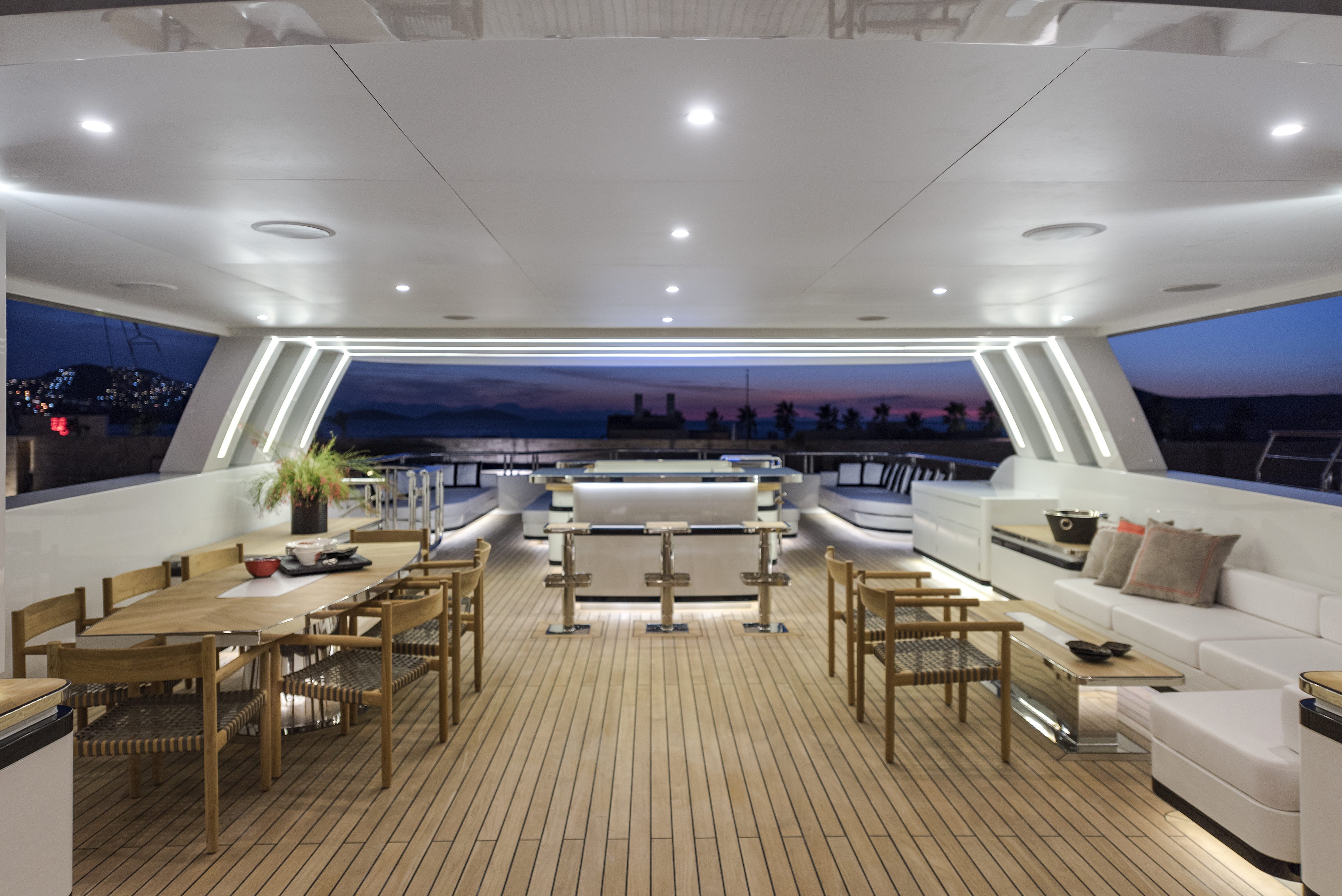 Sun deck seating .jpg