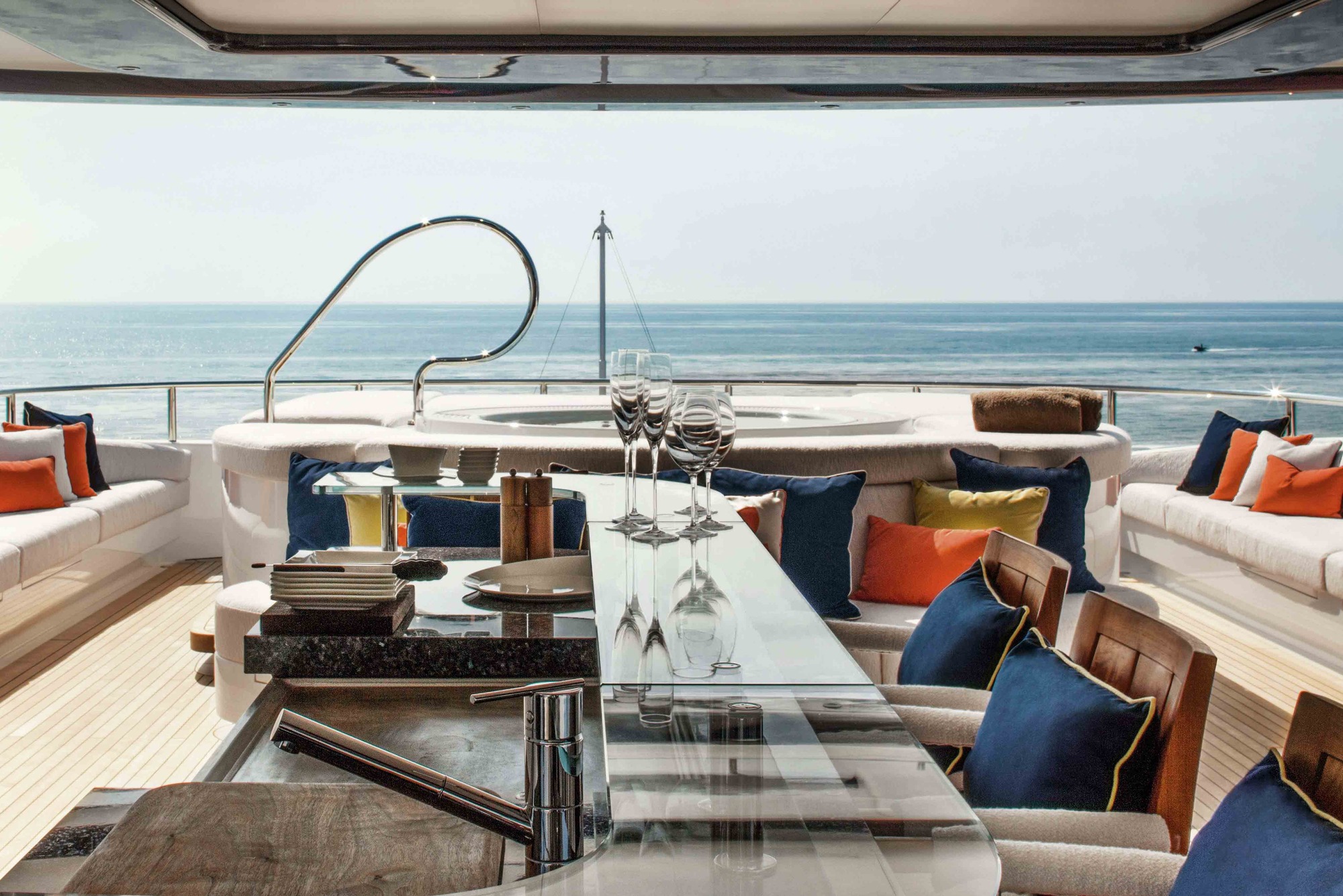 Sun deck teppanyaki bar and jacuzzi.jpg