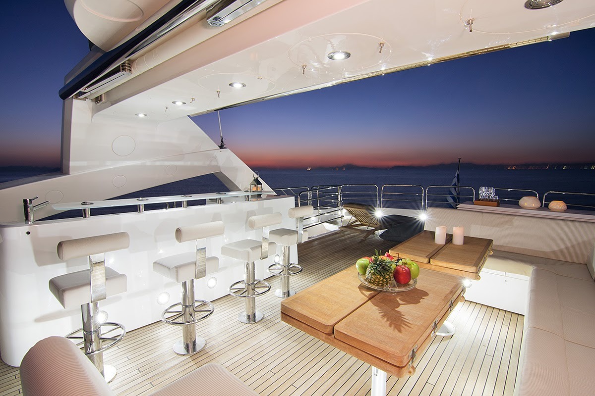Sundeck at night.jpg