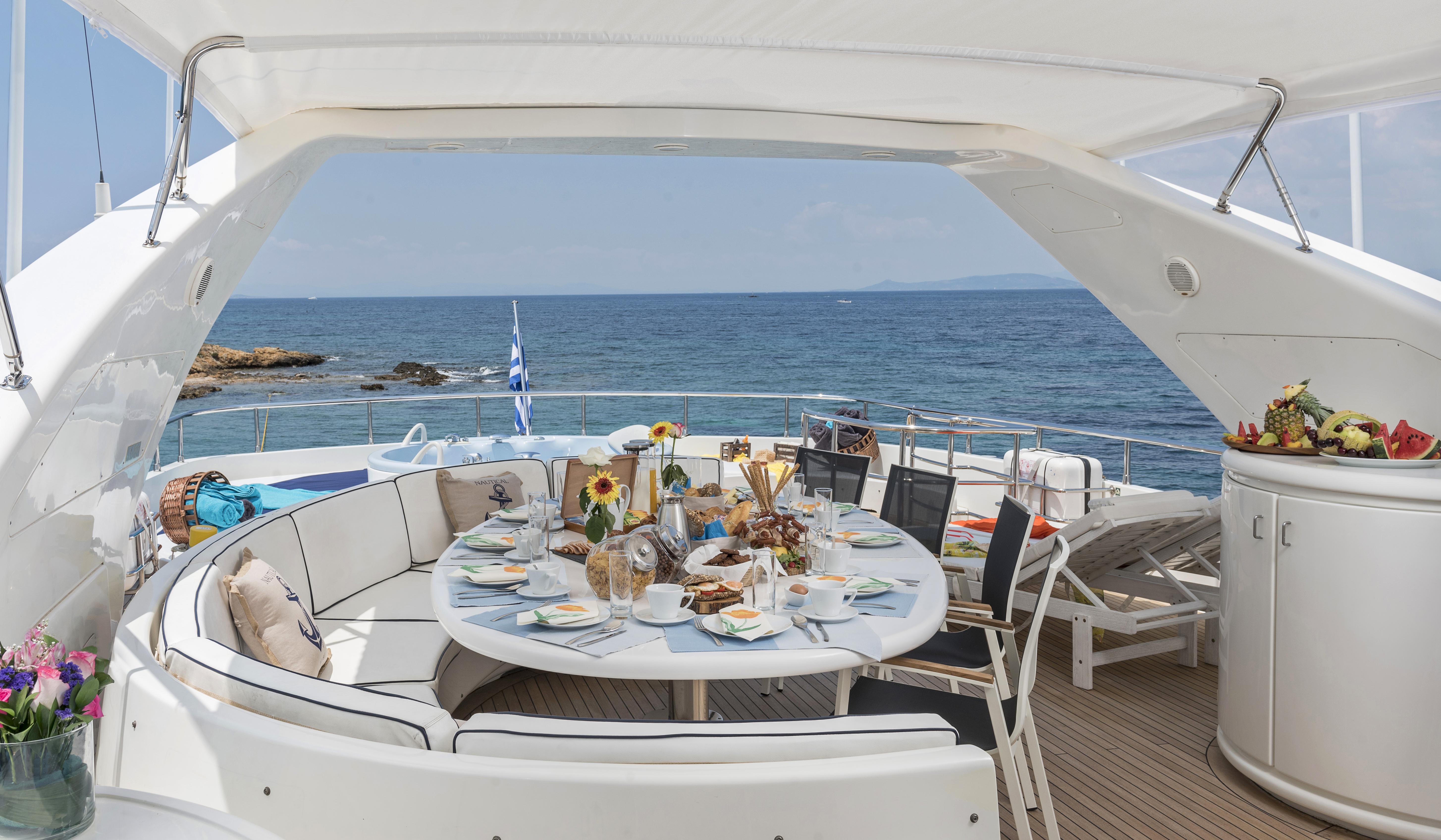 Sundeck other view.jpg