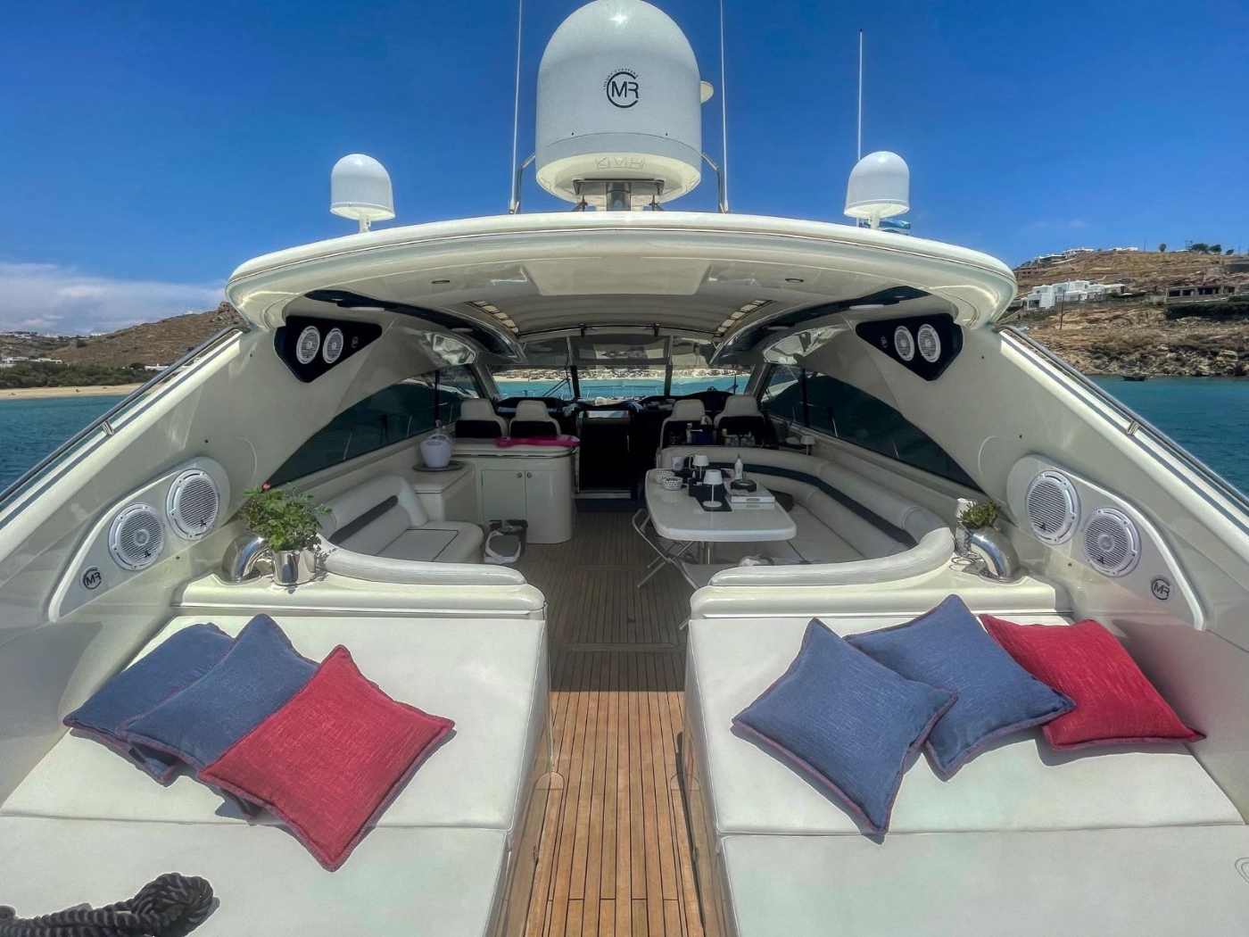 Sundeck with bed.jpg