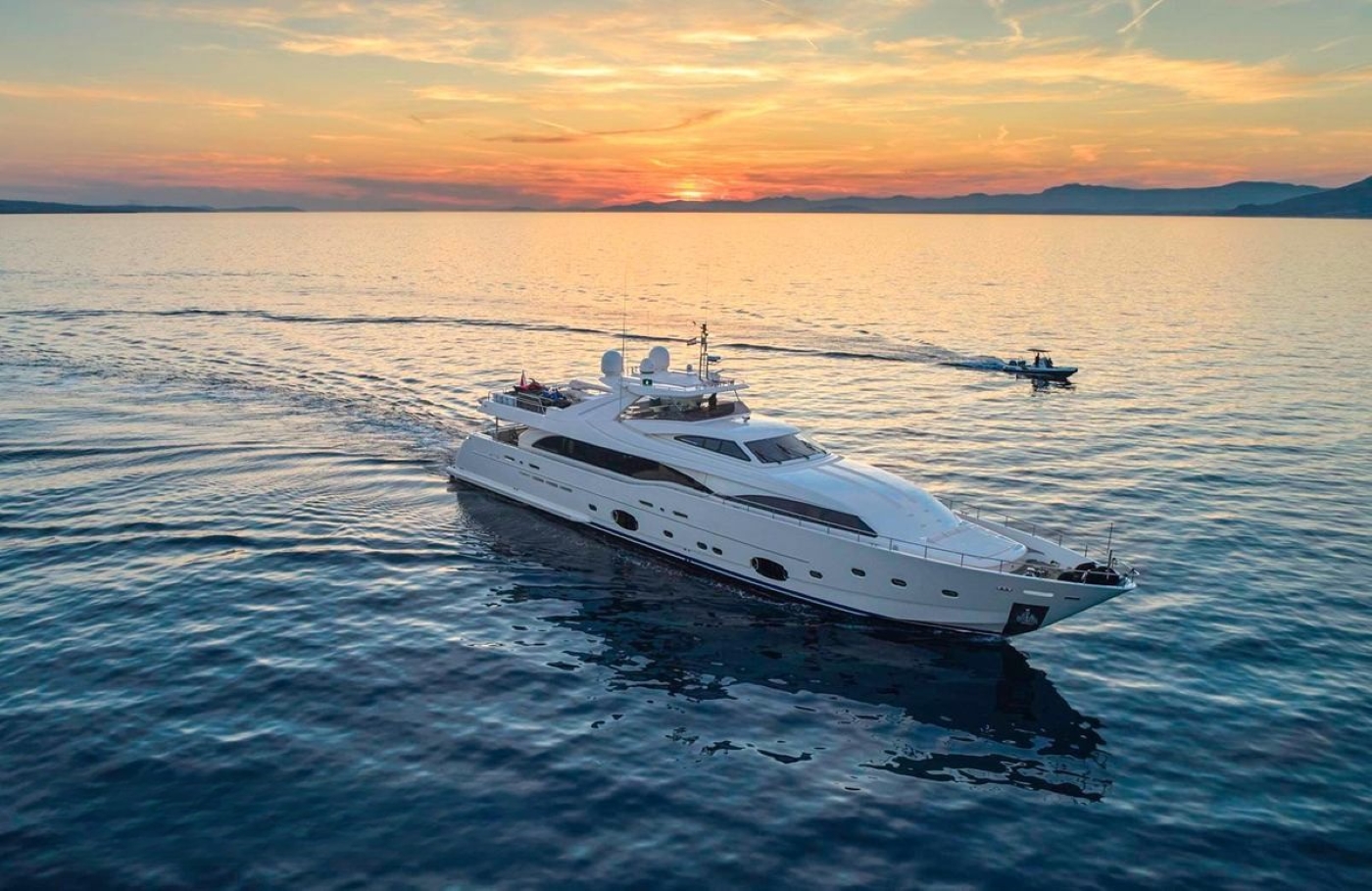 Superyacht ACCEPTUS.jpg
