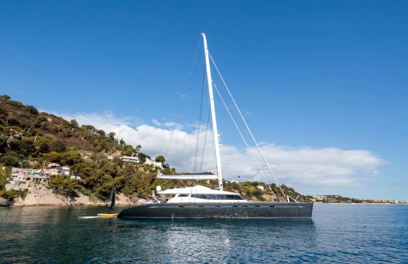 Superyacht ALLURES 01.jpg