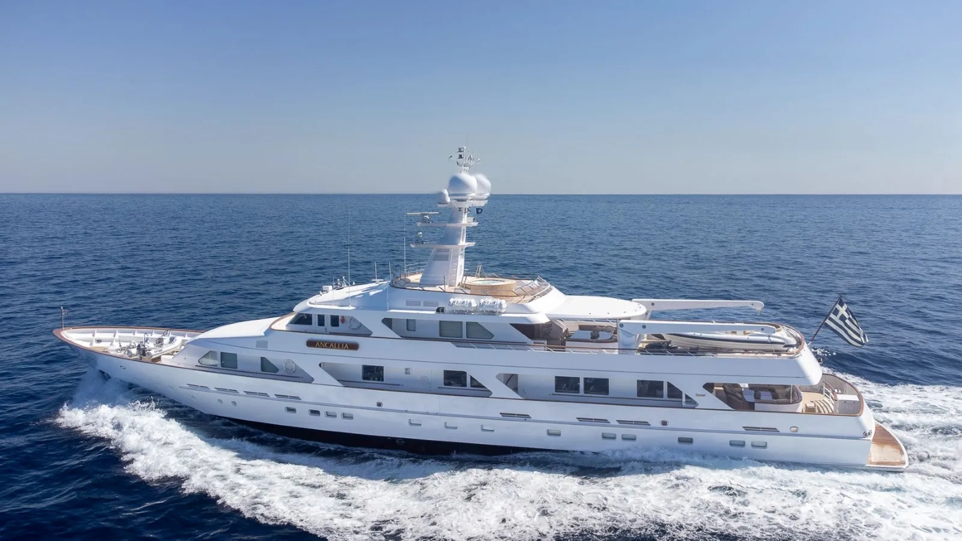Superyacht ANCALLIA.jpg