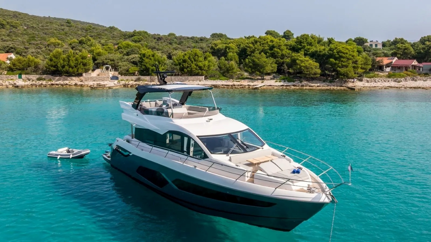 Superyacht APOLLO.jpg