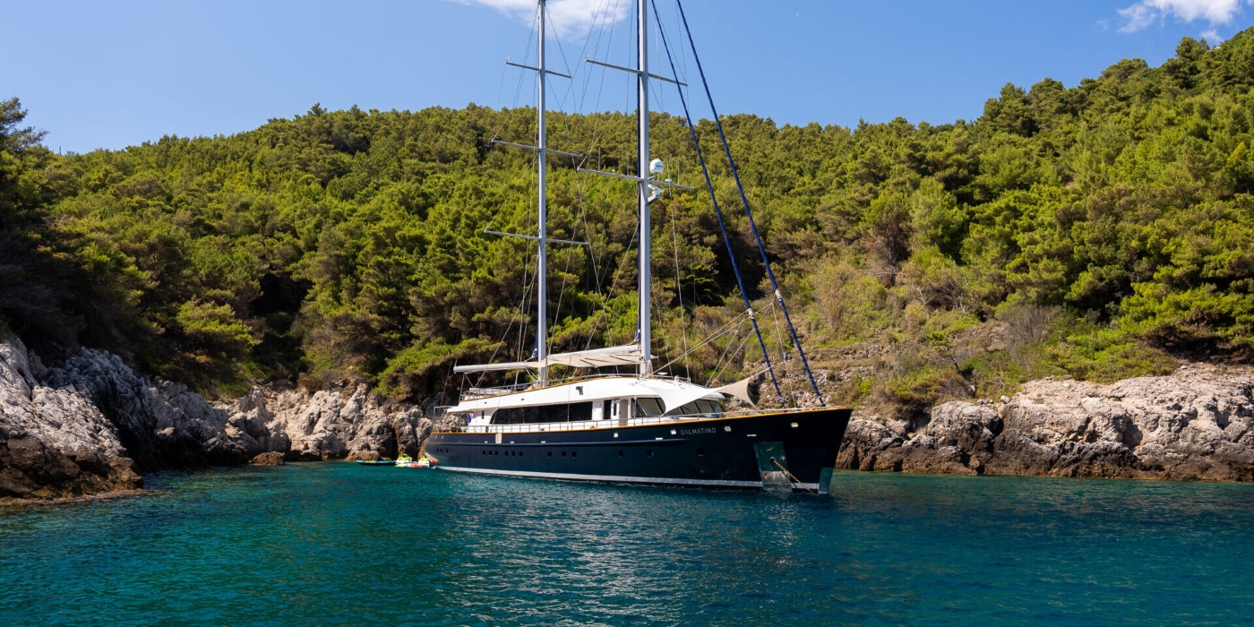 Superyacht DALMATINO.jpg