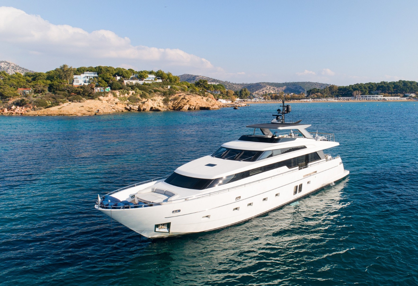 Superyacht DE ZEUS.jpg